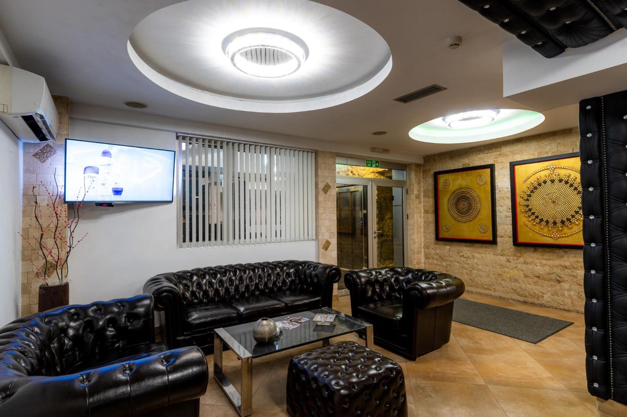 Olympic Wellness & Spa Hotel Belgrado Buitenkant foto