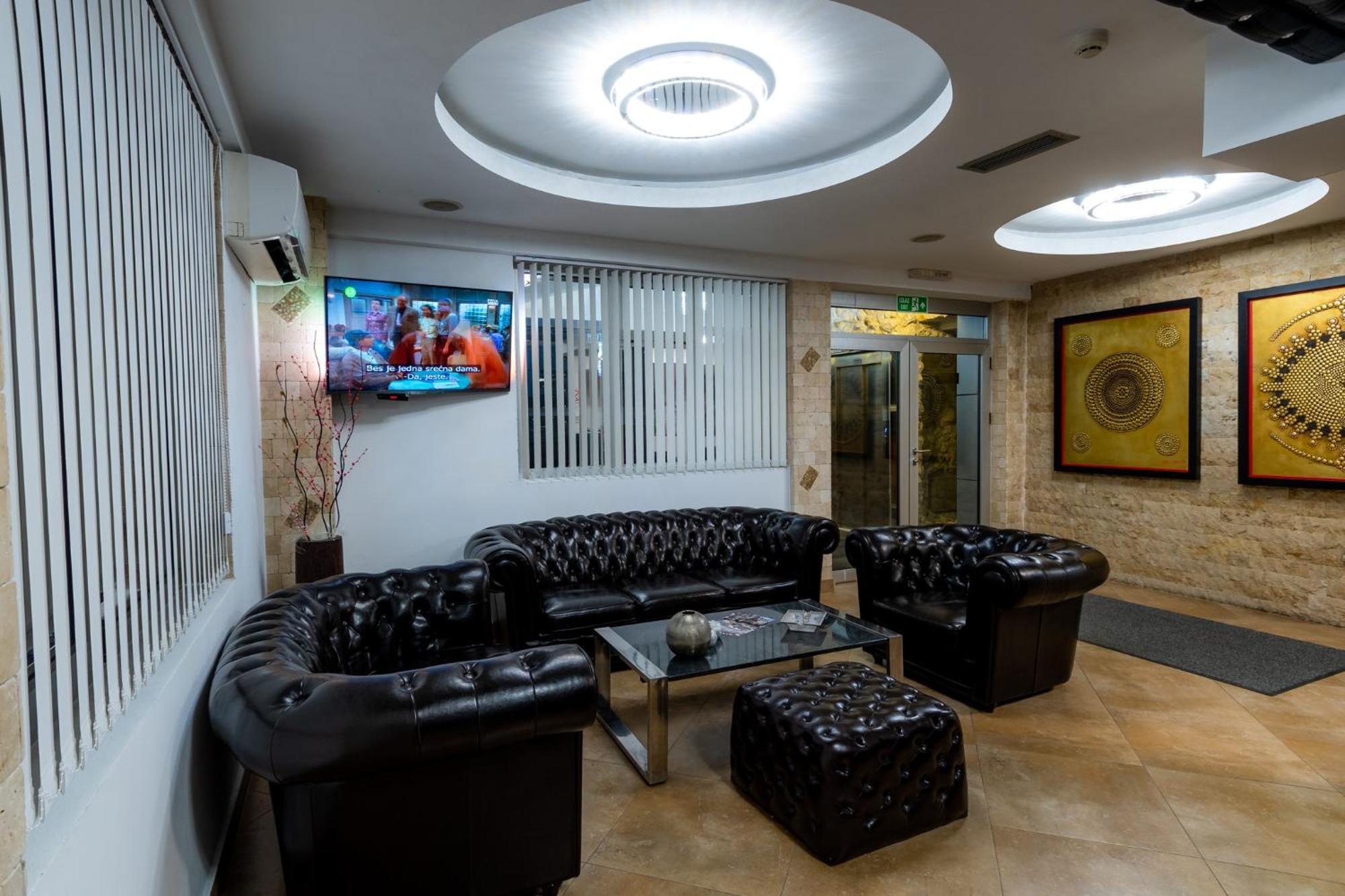 Olympic Wellness & Spa Hotel Belgrado Buitenkant foto