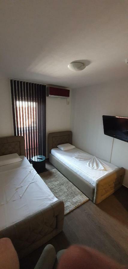 Olympic Wellness & Spa Hotel Belgrado Buitenkant foto