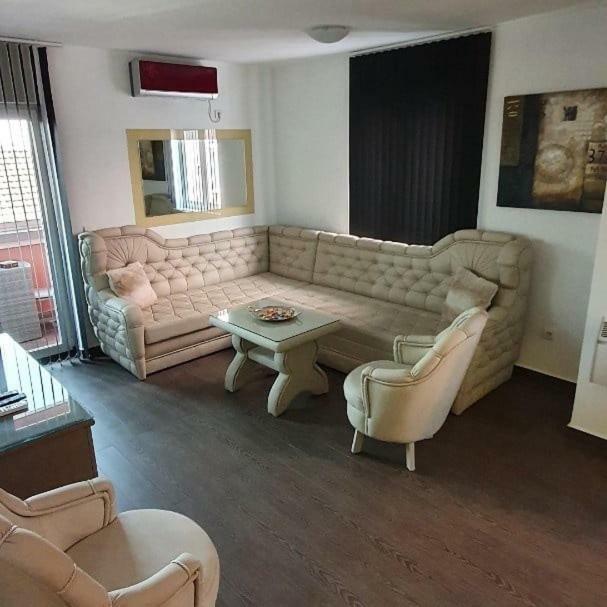 Olympic Wellness & Spa Hotel Belgrado Buitenkant foto